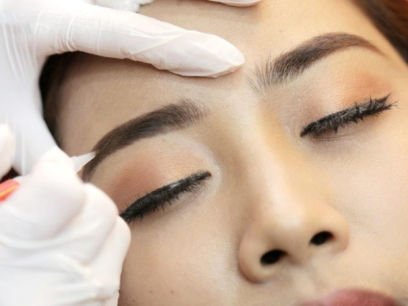 Cách chăm sóc sau khi xóa lông mày cần lưu ý
