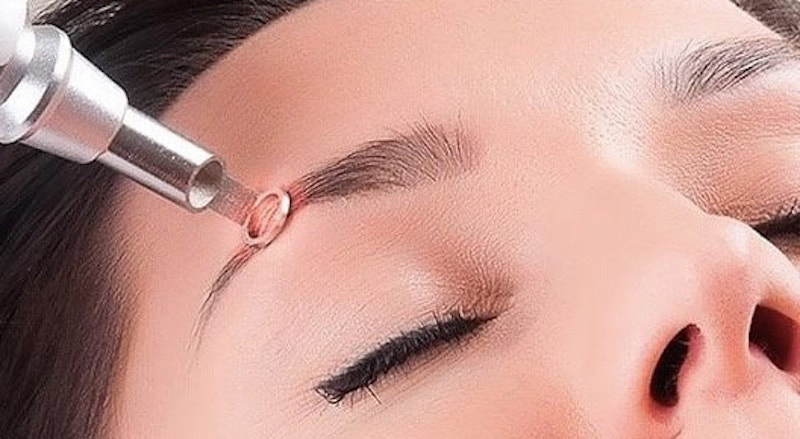Cần chăm sóc lông mày đúng cách để màu nhạt dần