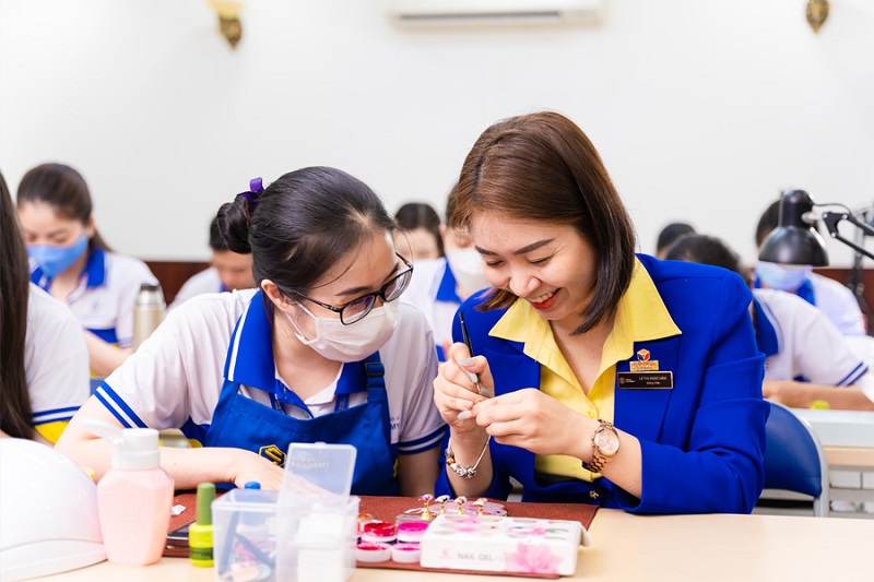 Hãy chọn trung tâm đào tạo uy và và cấp chứng chỉ hành nghề có giá trị