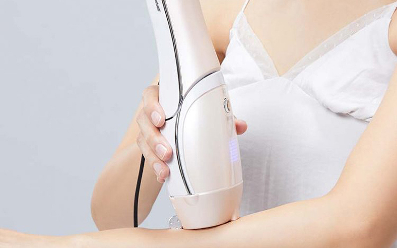 Nên xem xét kỹ càng trước khi mua máy triệt lông mini tại nhà