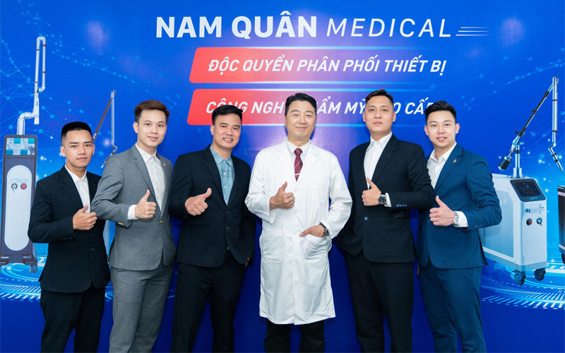 Đội ngũ chuyên giá về máy móc spa công nghệ cao tại NQ