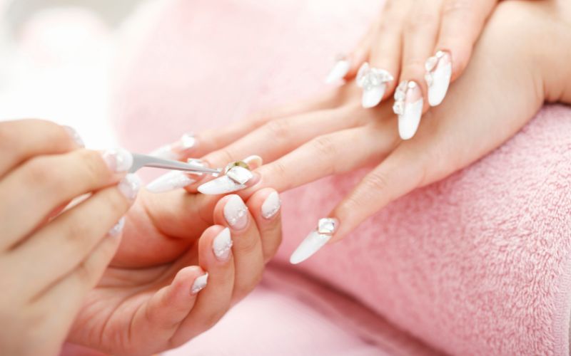 Cách thực hiện mẫu nail này cũng dễ dàng, bạn chỉ cần tỉ mỉ là được