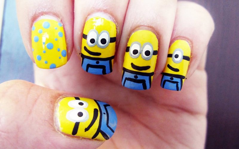 Đây là mẫu nail hoạt hình rất được yêu thích bởi các bạn sinh viên, học sinh vì nó mang đến sự dễ thương, hồn nhiên, tinh nghịch
