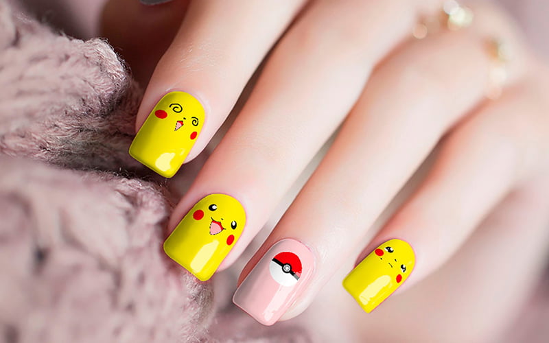 Mẫu nail Pikachu mang đến sự tươi vui, trong sáng và rực rỡ. Bạn có thể lựa chọn màu nail này cho những người có làn da trắng