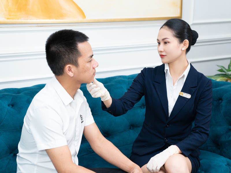 điều trị sẹo rỗ bằng laser fractional co2