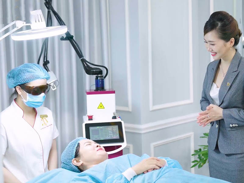 trẻ hóa vùng kín laser co2 fractional 10
