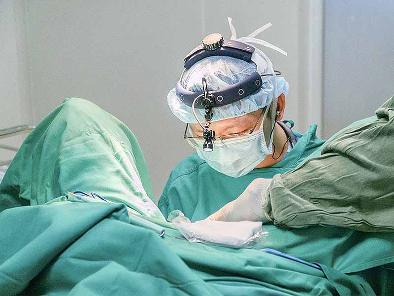 trẻ hóa vùng kín laser co2 fractional 8