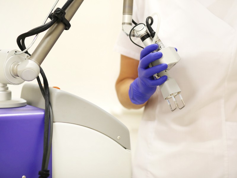 Trị nám bằng laser bao nhiêu tiền - 2